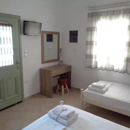 Near The Sea Agia Anna (Naxos)